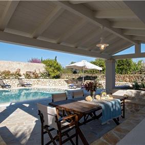 3 bedroom villa with pool in Kassiopi, Corfu, sleeps 7